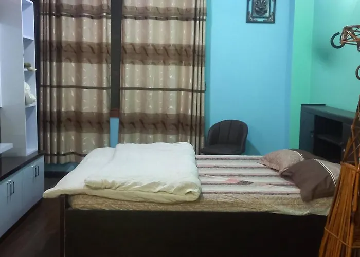 An In Cozy Designed House *